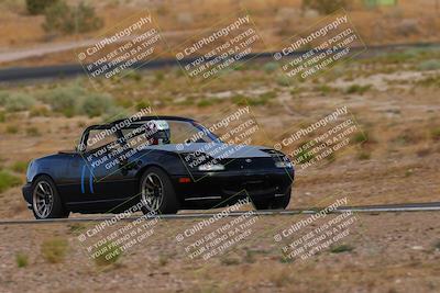 media/Jun-01-2025-CalClub SCCA (Sun) [[eae223c5dd]]/Group 1/Track Event 5/